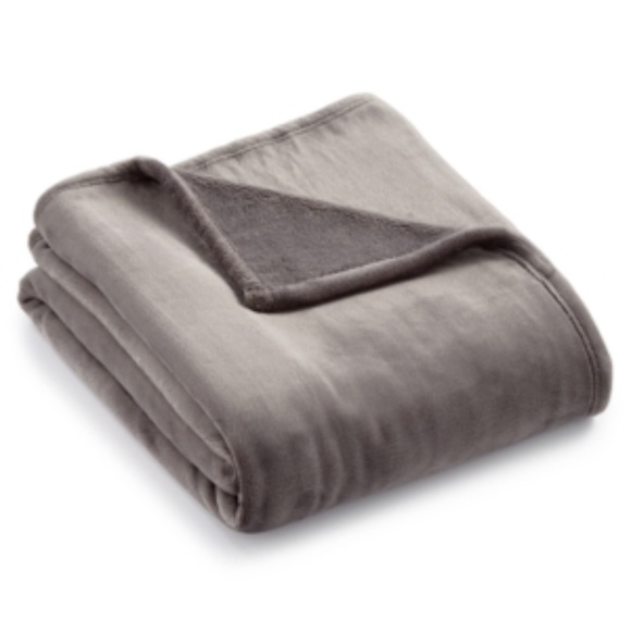 Charter Club Cozy Plush Throw, 50" X 70" - Picture 1 of 1